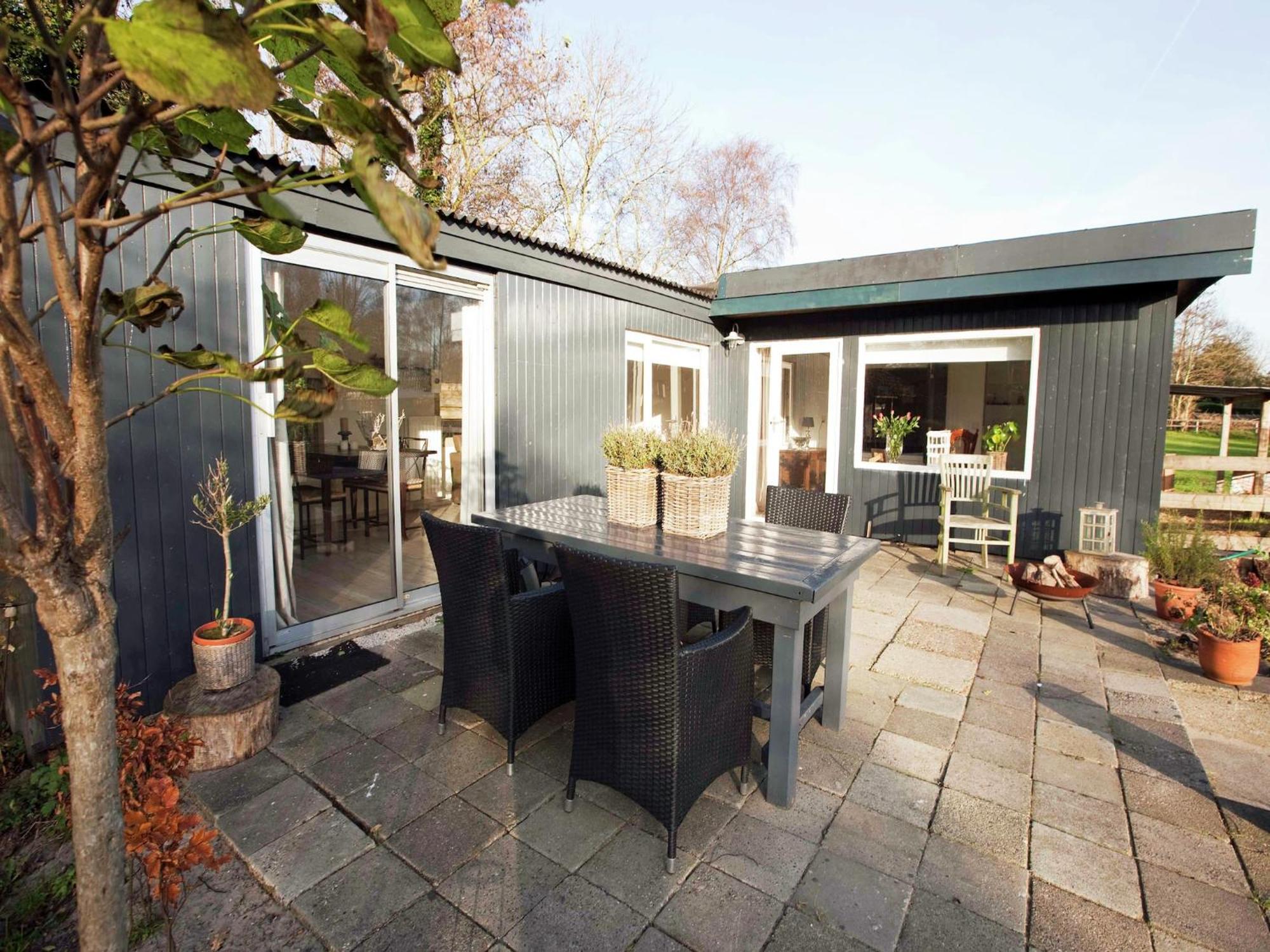 Cozy Cottage In Bergen With Terrace Exterior foto